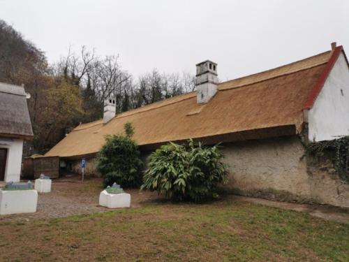 Szigliget - nyeregtető1